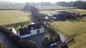 Photo 25- click for photo gallery